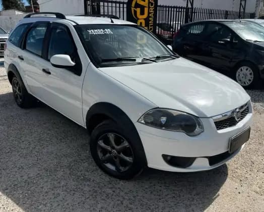 Carro 1.8 MPI ADVENTURE WEEKEND 16V FLEX 4P MANUAL
