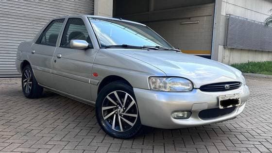 Carro 1.8 MPI GLX SEDAN 16V GASOLINA 4P MANUAL