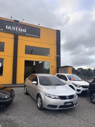 Carro 1.6 E.213 SEDAN 16V GASOLINA 4P MANUAL