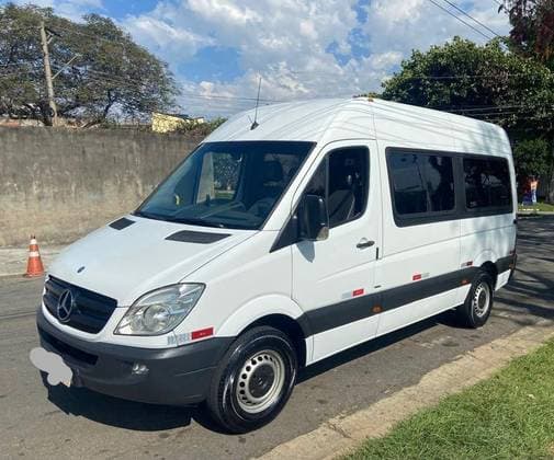 Carro 2.2 311 CDI FURGÃO STREET 14 16V BI-TURBO DIESEL MANUAL