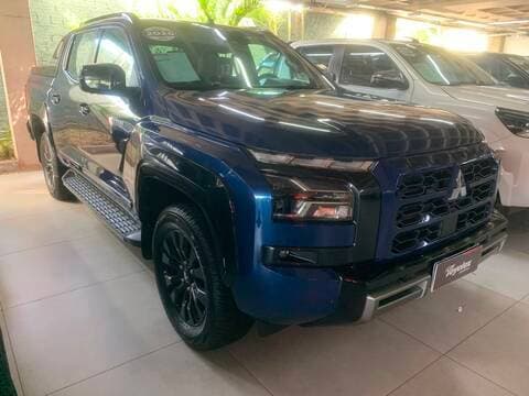 Carro 2.4 BITURBO DIESEL CD KATANA 4X4 AUTOMÁTICO