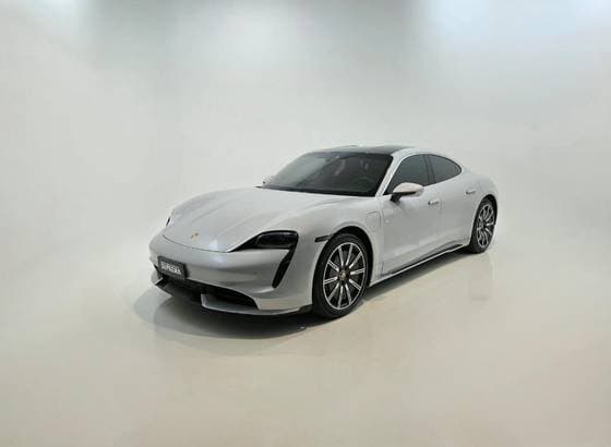 Carro TURBO ELÉTRICO