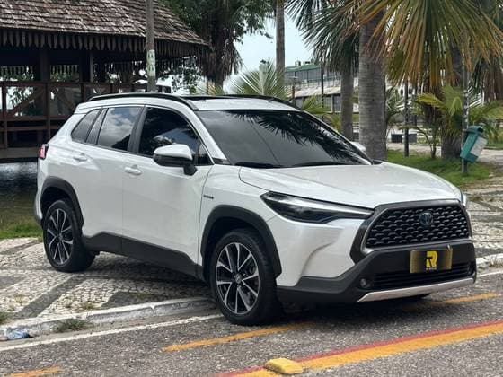 Carro 1.8 VVT-I HYBRID FLEX XRX CVT