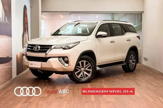 Carro 2.8 SRX 4X4 7 LUGARES 16V TURBO INTERCOOLER DIESEL 4P AUTOMÁTICO