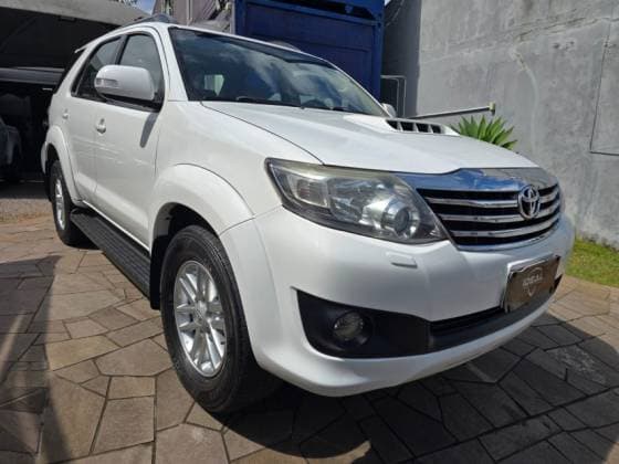 Carro 3.0 SRV 4X4 16V TURBO INTERCOOLER DIESEL 4P AUTOMÁTICO
