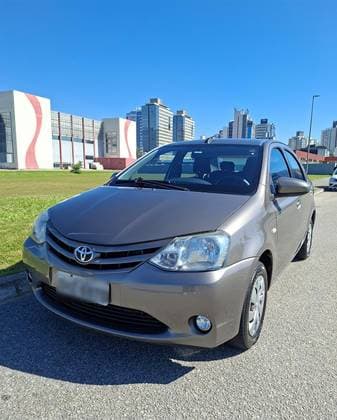 Carro 1.5 XS SEDAN 16V FLEX 4P AUTOMÁTICO