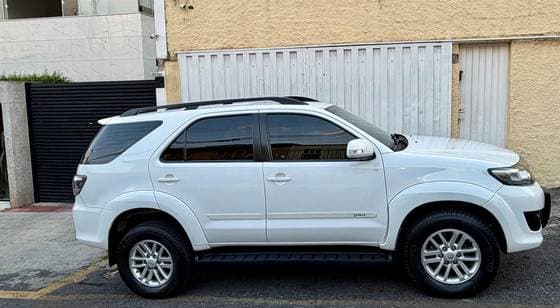 Carro 2.7 SR 7 LUGARES 4X2 16V FLEX 4P AUTOMÁTICO