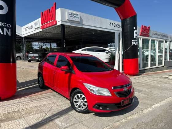 Carro 1.0 MPFI LT 8V FLEX 4P MANUAL