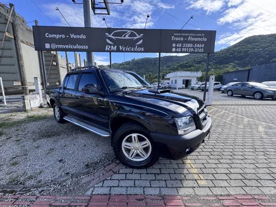 Carro 2.8 EXECUTIVE 4X4 CD 12V TURBO ELECTRONIC INTERCOOLER DIESEL 4P MANUAL