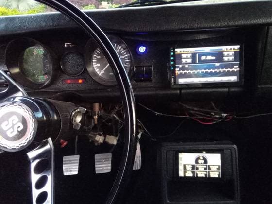 Carro 2.5 COMODORO 8V GASOLINA 2P MANUAL