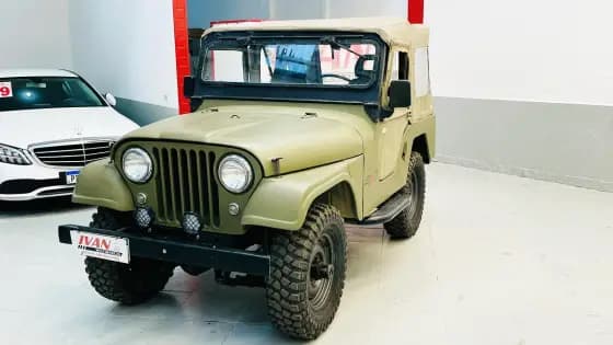 Carro CJ-5