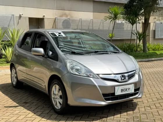 Carro 1.4 LX 16V FLEX 4P AUTOMÁTICO