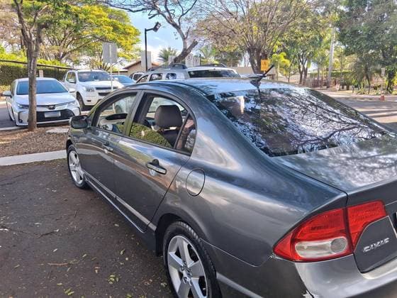 Carro 1.8 LXS 16V FLEX 4P MANUAL