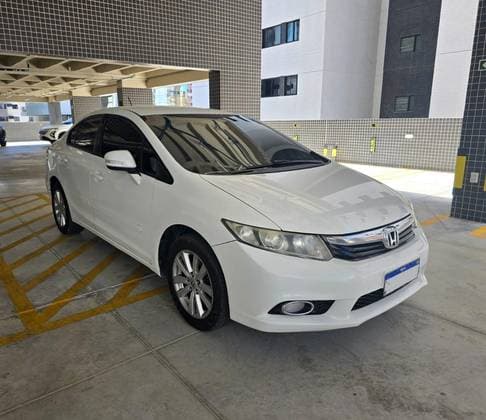 Carro 2.0 LXR 16V FLEX 4P AUTOMÁTICO