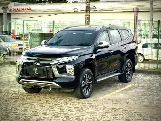 Carro 2.4 16V MIVEC TURBO DIESEL HPE-S AWD AUTOMÁTICO
