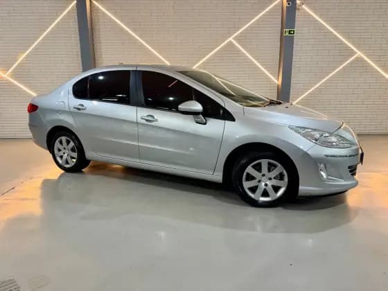 Carro 2.0 ALLURE 16V FLEX 4P MANUAL