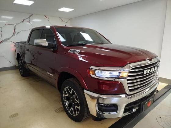 Carro 3.0 HURRICANE 6 BITURBO GASOLINA LARAMIE CD 4X4 AUTOMÁTICO