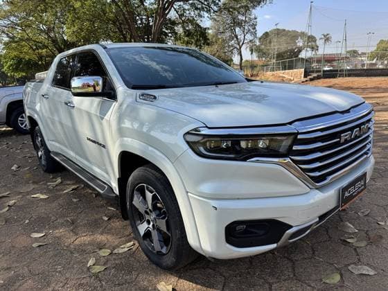 Carro 2.2 TURBO DIESEL LARAMIE 4X4 AUTOMÁTICO