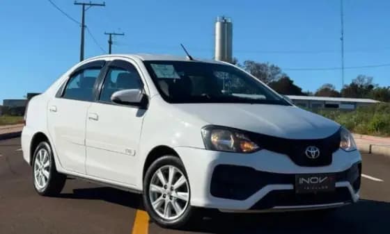 Carro 1.5 X SEDAN 16V FLEX 4P AUTOMÁTICO