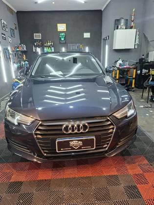 Carro 2.0 TFSI ATTRACTION GASOLINA 4P S TRONIC