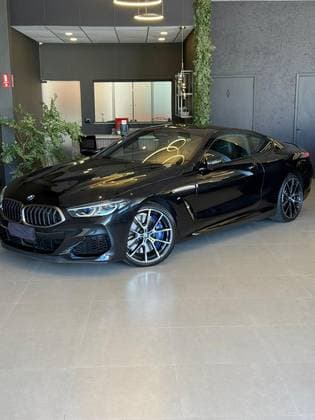 Carro 4.4 V8 TWINPOWER GASOLINA XDRIVE STEPTRONIC
