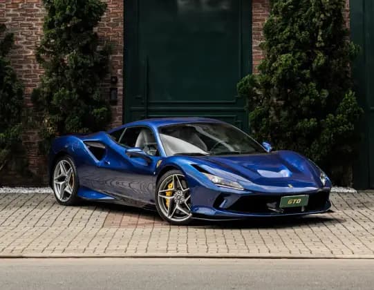 Carro 3.9 V8 TURBO GASOLINA F1-DCT