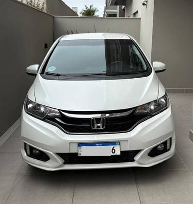 Carro 1.5 LX 16V FLEX 4P AUTOMÁTICO