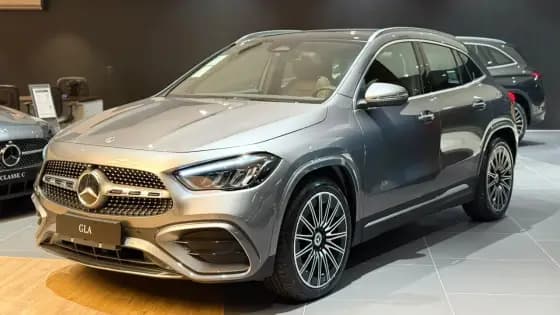 Carro 1.3 MHEV AMG LINE 7G-DCT