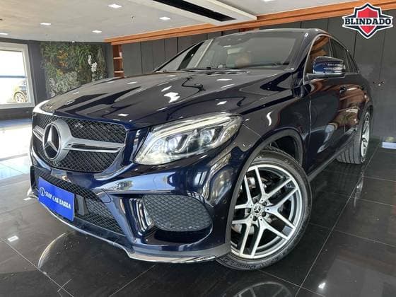 Carro 3.0 V6 GASOLINA HIGHWAY COUPÉ 4MATIC 9G-TRONIC