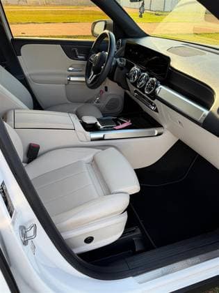Carro 1.3 CGI GASOLINA PROGRESSIVE 7G-DCT