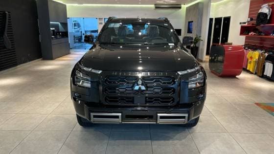 Carro 2.4 BITURBO DIESEL CD KATANA 4X4 AUTOMÁTICO