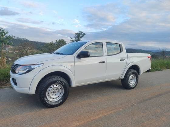 Carro 2.4 16V TURBO DIESEL GL CD 4X4 MANUAL