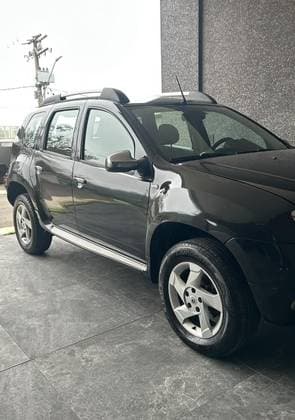 Carro 1.6 DYNAMIQUE 4X2 16V FLEX 4P MANUAL