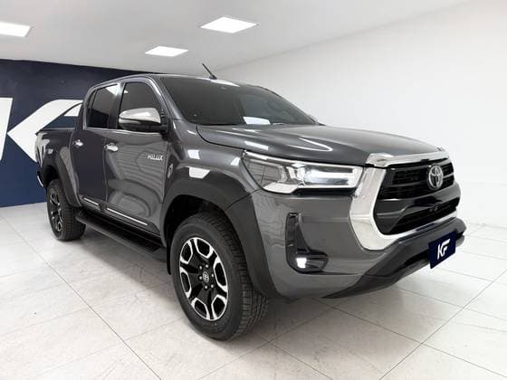 Carro 2.8 D-4D TURBO DIESEL CD SRX 4X4 AUTOMÁTICO