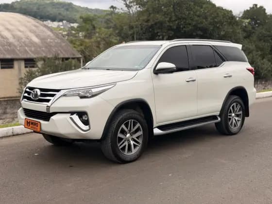Carro 2.8 SRX 4X4 16V TURBO INTERCOOLER DIESEL 4P AUTOMÁTICO