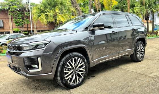 Carro 2.2 TURBO DIESEL OVERLAND AT9