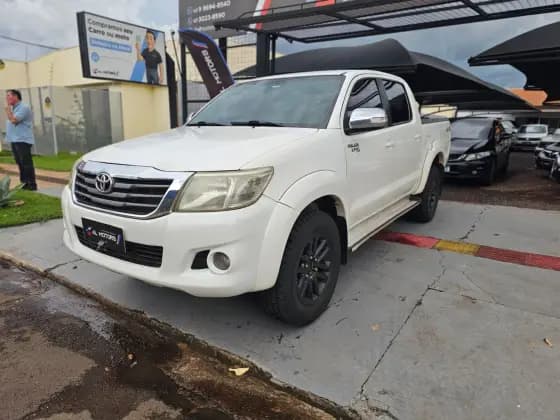 Carro 2.7 SRV 4X4 CD 16V FLEX 4P AUTOMÁTICO