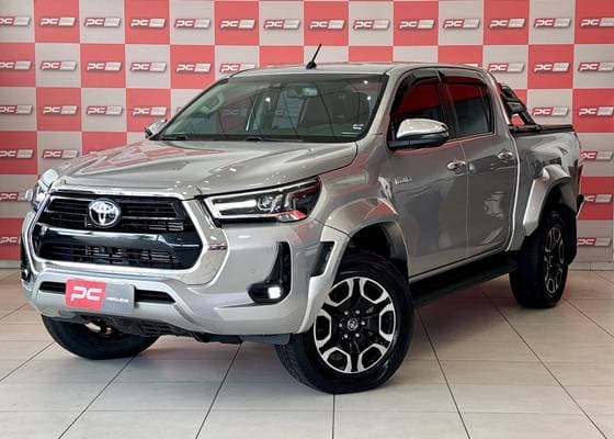 Carro 2.8 D-4D TURBO DIESEL CD SRX PLUS 4X4 AUTOMÁTICO