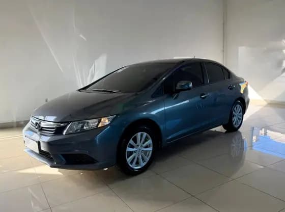 Carro 1.8 LXS 16V FLEX 4P MANUAL