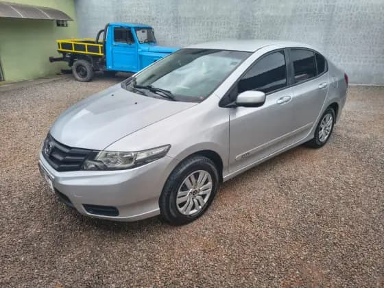 Carro 1.5 DX 16V FLEX 4P MANUAL