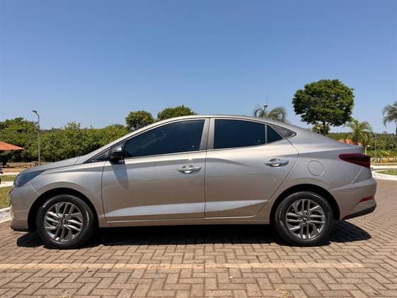 Carro 1.0 12V FLEX LIMITED MANUAL