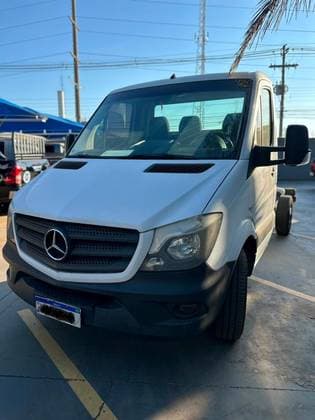Carro 2.2 CDI DIESEL CHASSIS 415 LONGO MANUAL