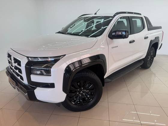 Carro 2.4 BITURBO DIESEL CD KATANA 4X4 AUTOMÁTICO