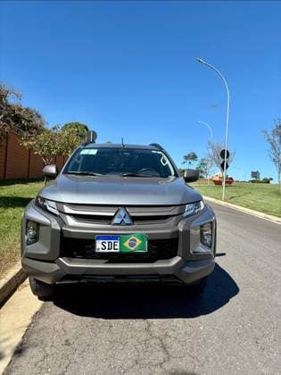 Carro 2.4 16V TURBO DIESEL SPORT OUTDOOR GLS CD 4P 4X4 AUTOMÁTICO