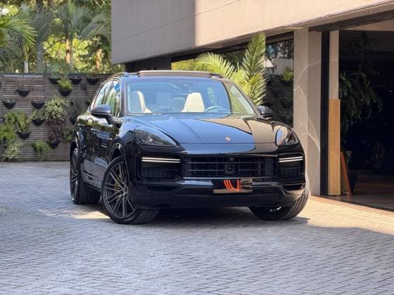 Carro 4.0 V8 E-HYBRID TURBO S AWD TIPTRONIC S