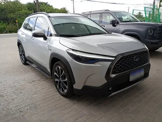 Carro 1.8 VVT-I HYBRID FLEX XRX CVT