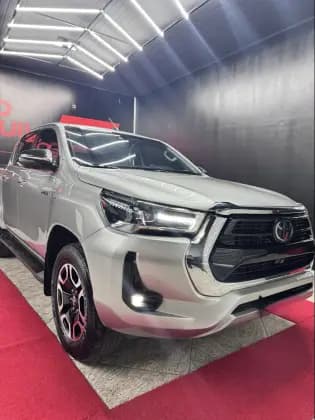 Carro 2.8 D-4D TURBO DIESEL CD SRX 4X4 AUTOMÁTICO