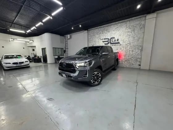 Carro 2.8 D-4D TURBO DIESEL CD SRX 4X4 AUTOMÁTICO