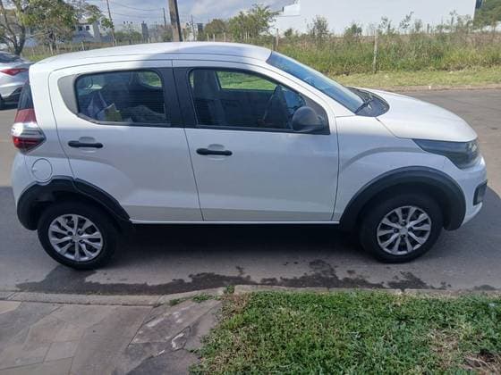 Carro 1.0 EVO FLEX LIKE. MANUAL