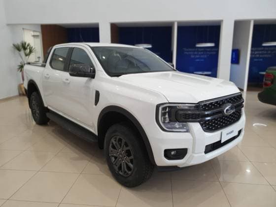 Carro 2.0 TURBO DIESEL CD BLACK 4X2 AUTOMÁTICO